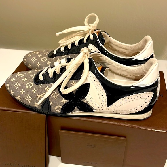 Vintage Louis Vuitton Blossom Monogram Sneakers - Picture 2 of 12